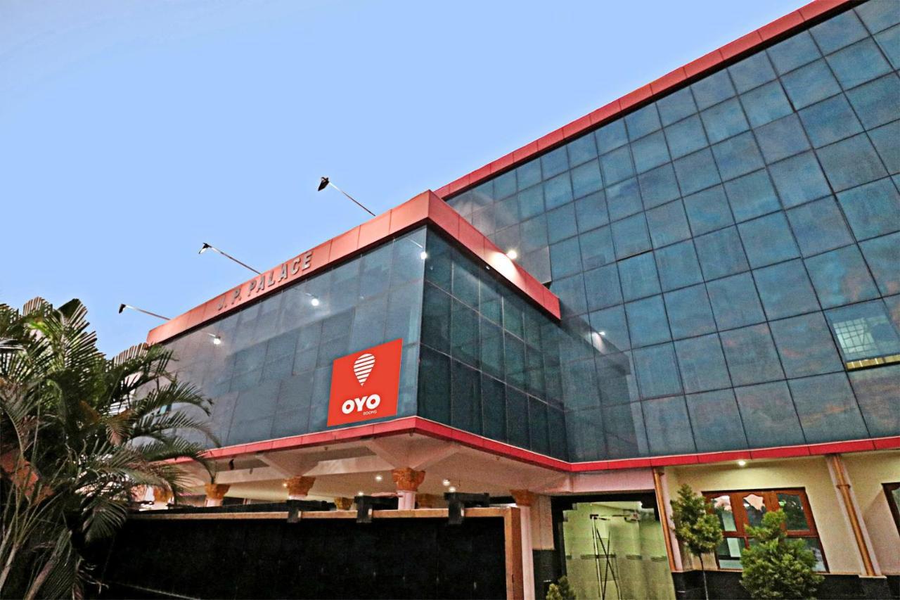 Hotel Oyo J P Palace Dod Ballāpur Exteriér fotografie