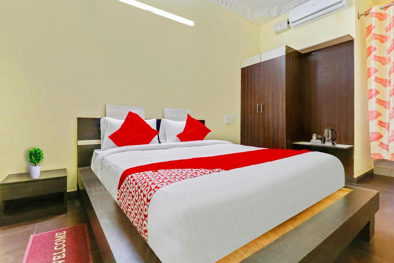 Hotel Oyo J P Palace Dod Ballāpur Exteriér fotografie