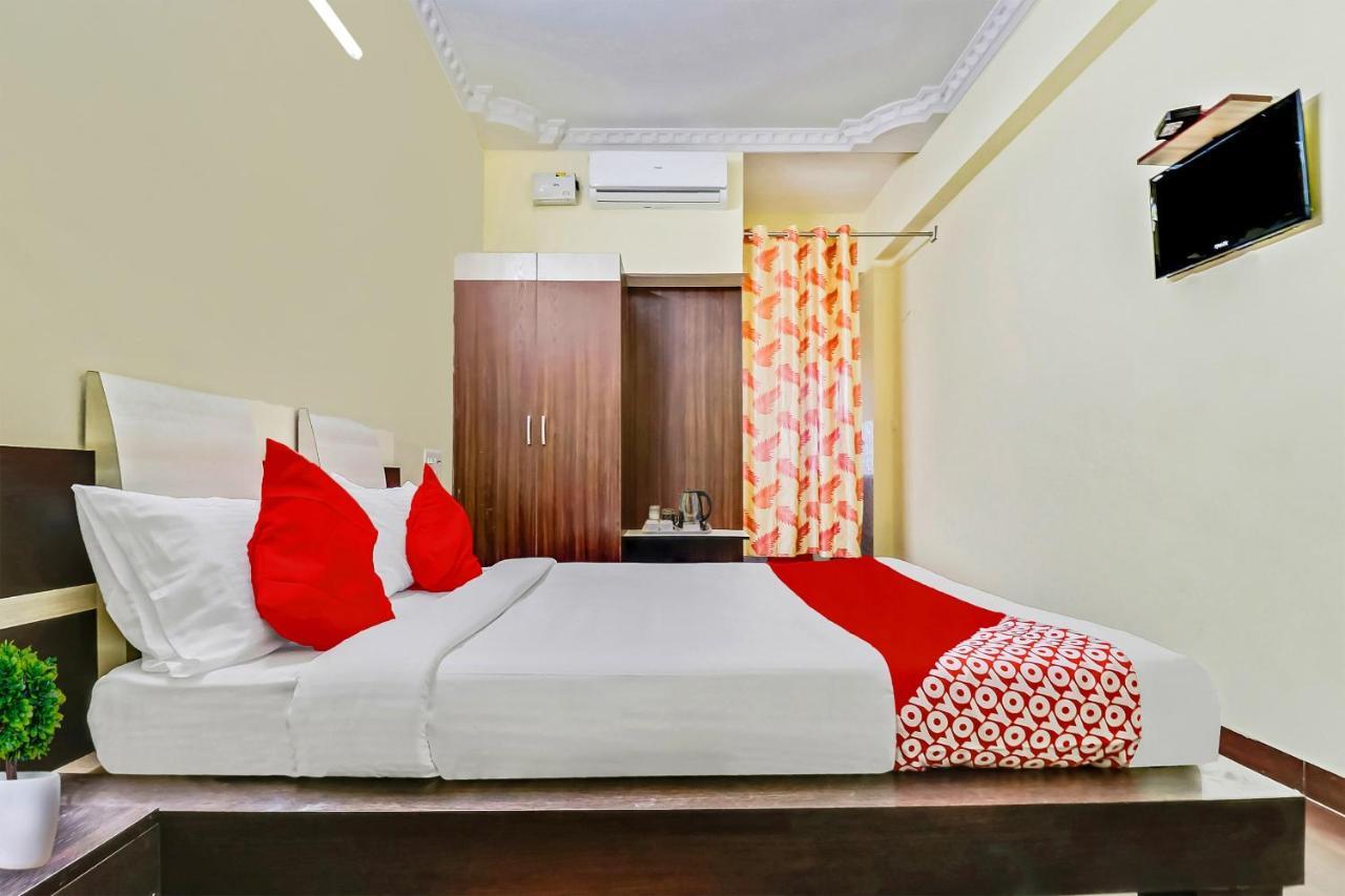 Hotel Oyo J P Palace Dod Ballāpur Exteriér fotografie