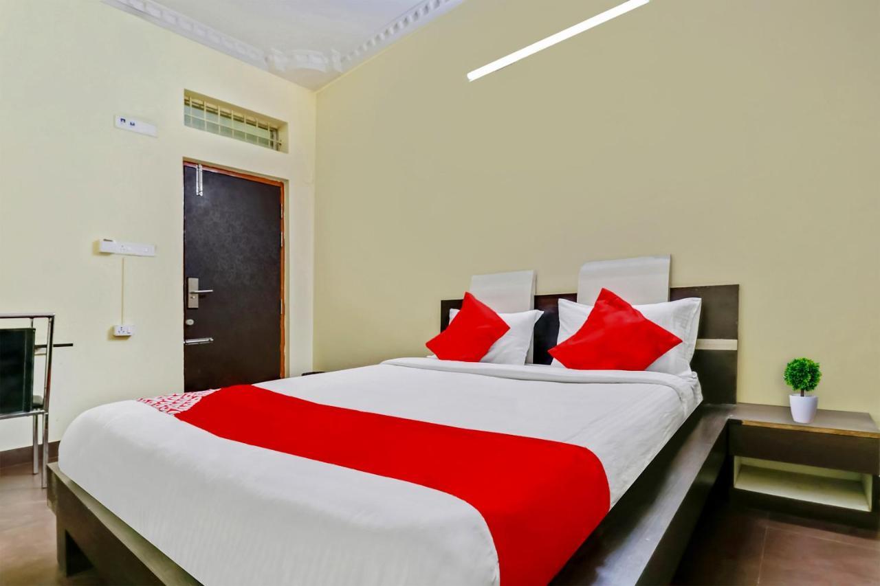 Hotel Oyo J P Palace Dod Ballāpur Exteriér fotografie