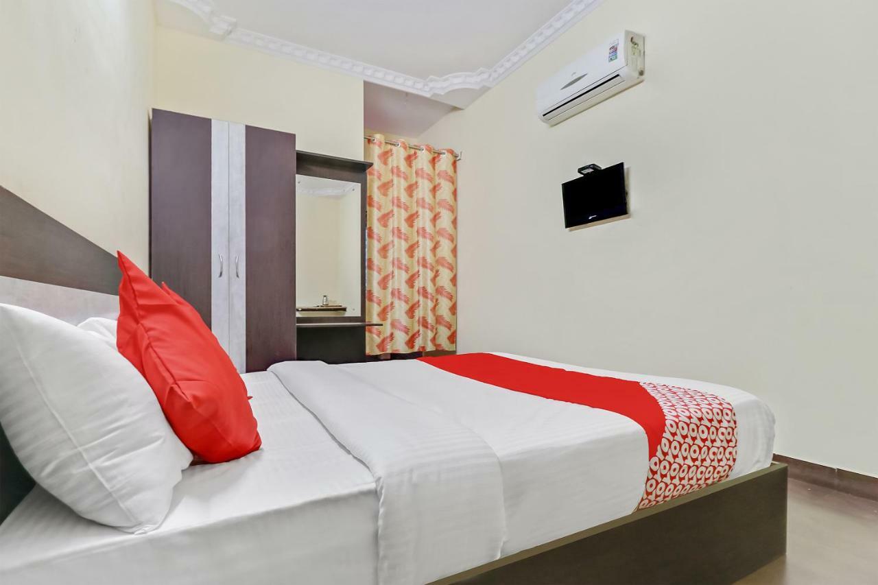Hotel Oyo J P Palace Dod Ballāpur Exteriér fotografie